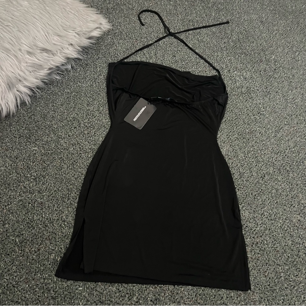 PRETTYLITTLETHING Black Slinky Halter-neck Cowl Neck Bodycon Mini Dress size 8 - Picture 16 of 16